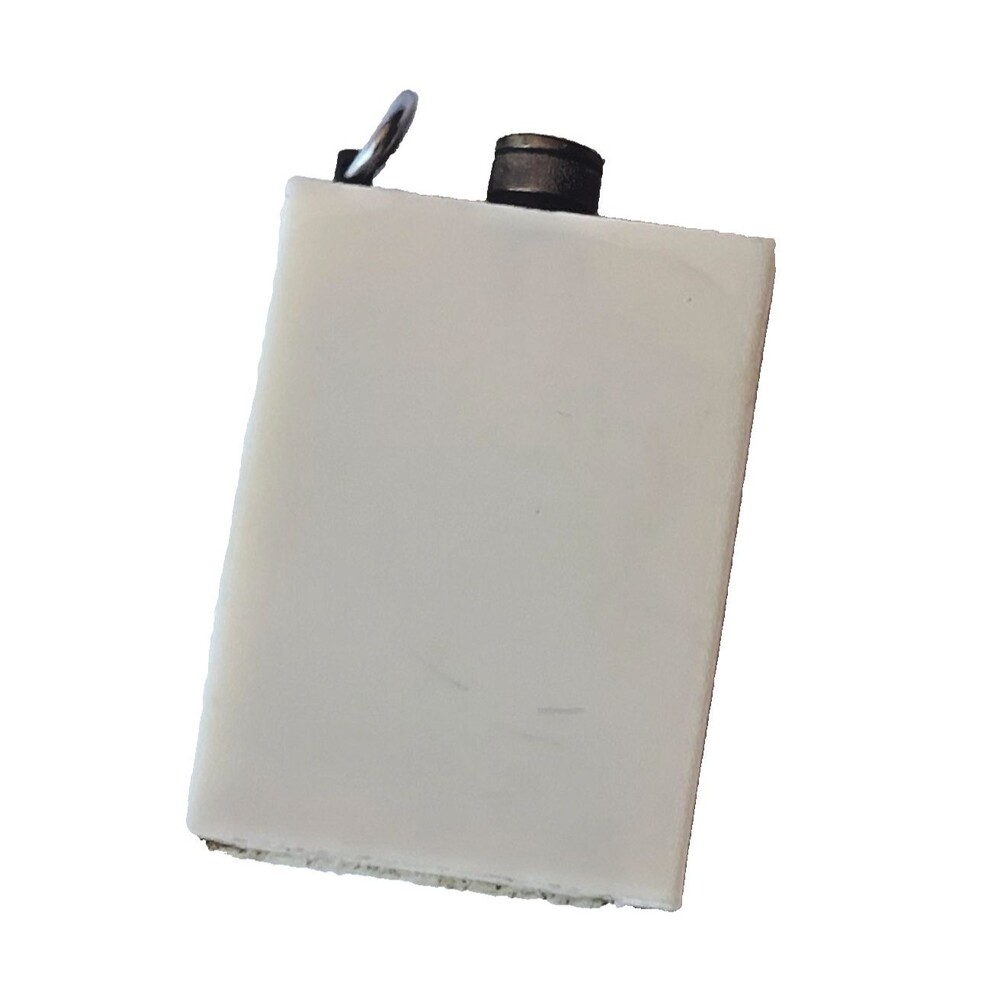 Vintage PERMANENT MATCH Flint lighter Japan white Cream hard plastics